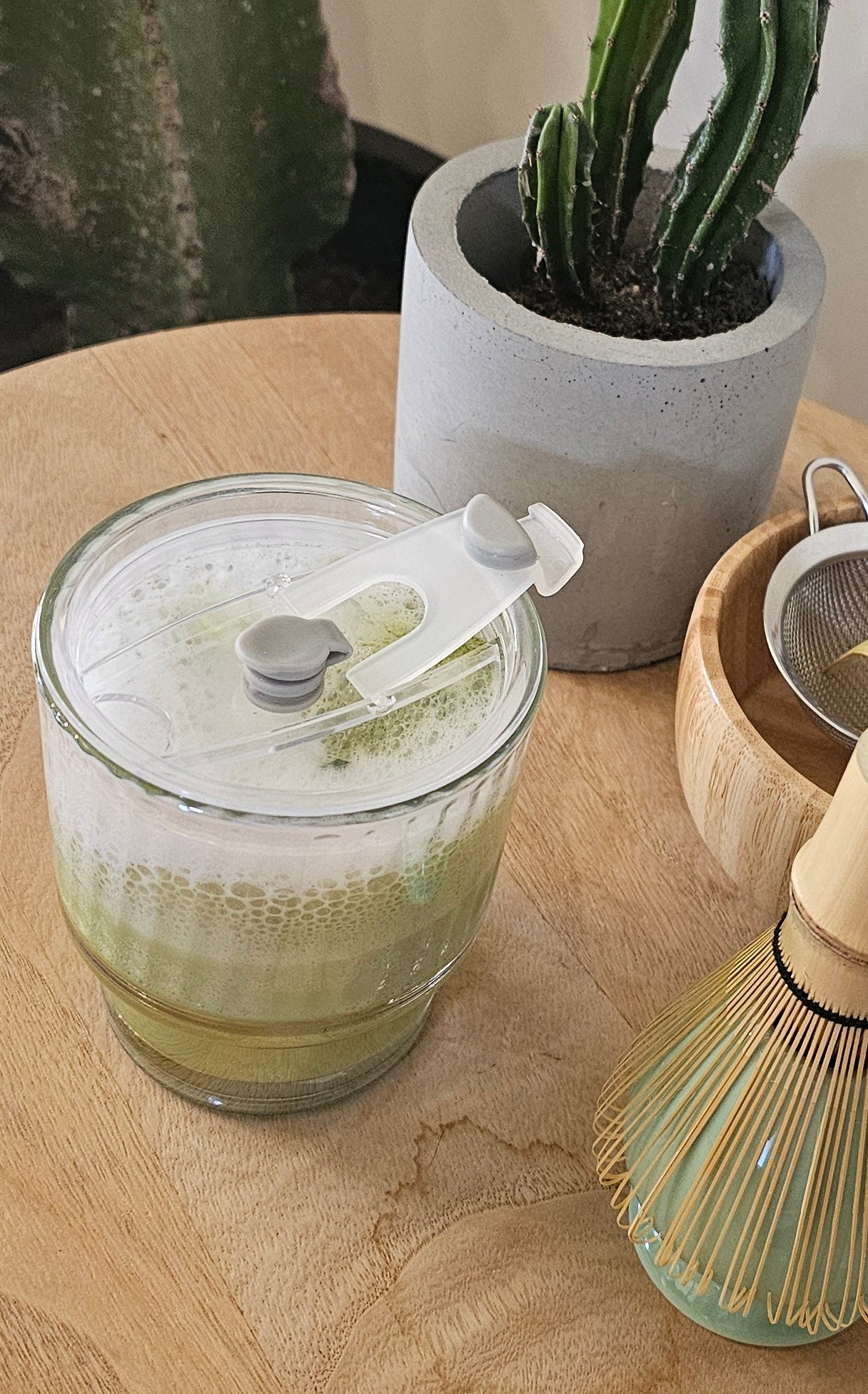 Glass tumbler